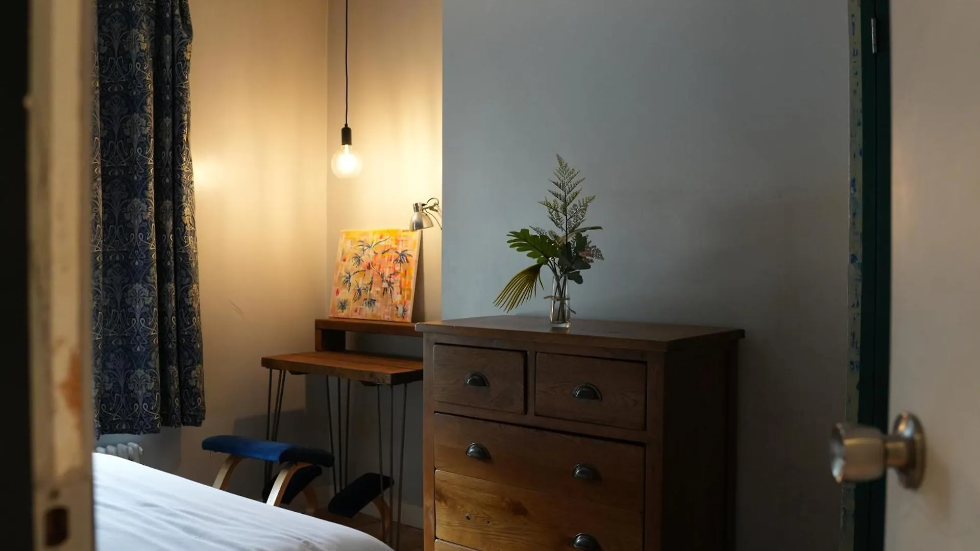 Stylish-Brockley-Entire Place Apartment London United Kingdom
